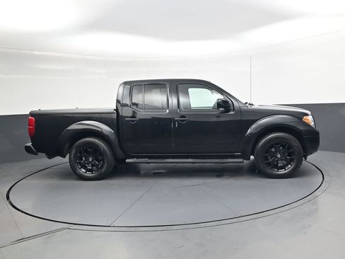 Used 2019 Nissan Frontier SV w/ Value Truck Package image 3