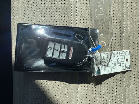 Used 2019 Honda CR-V Touring image 37