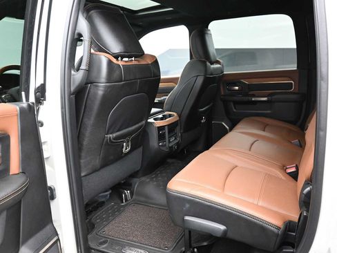 Used 2020 RAM 2500 Limited AWD/4WD image 18
