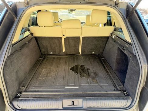 Used 2017 Land Rover Range Rover Sport HSE image 37