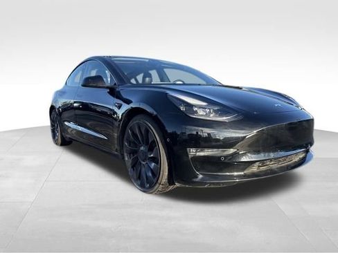 Used 2022 Tesla Model 3 Performance image 1
