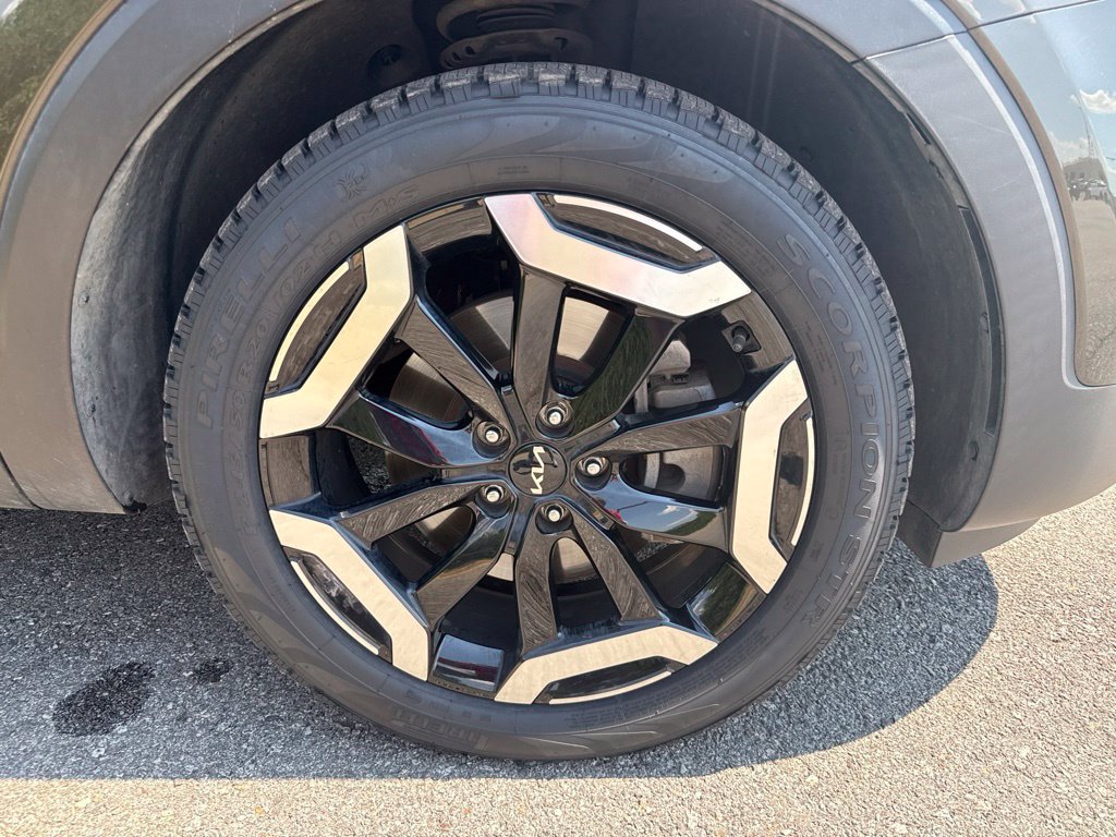 Used 2023 Kia Telluride S AWD/4WD image 9