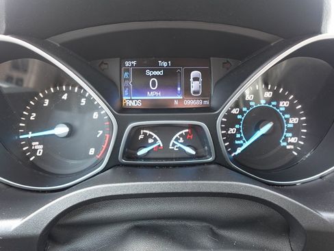 Used 2015 Ford Escape SE w/ SE Chrome Package FWD image 9