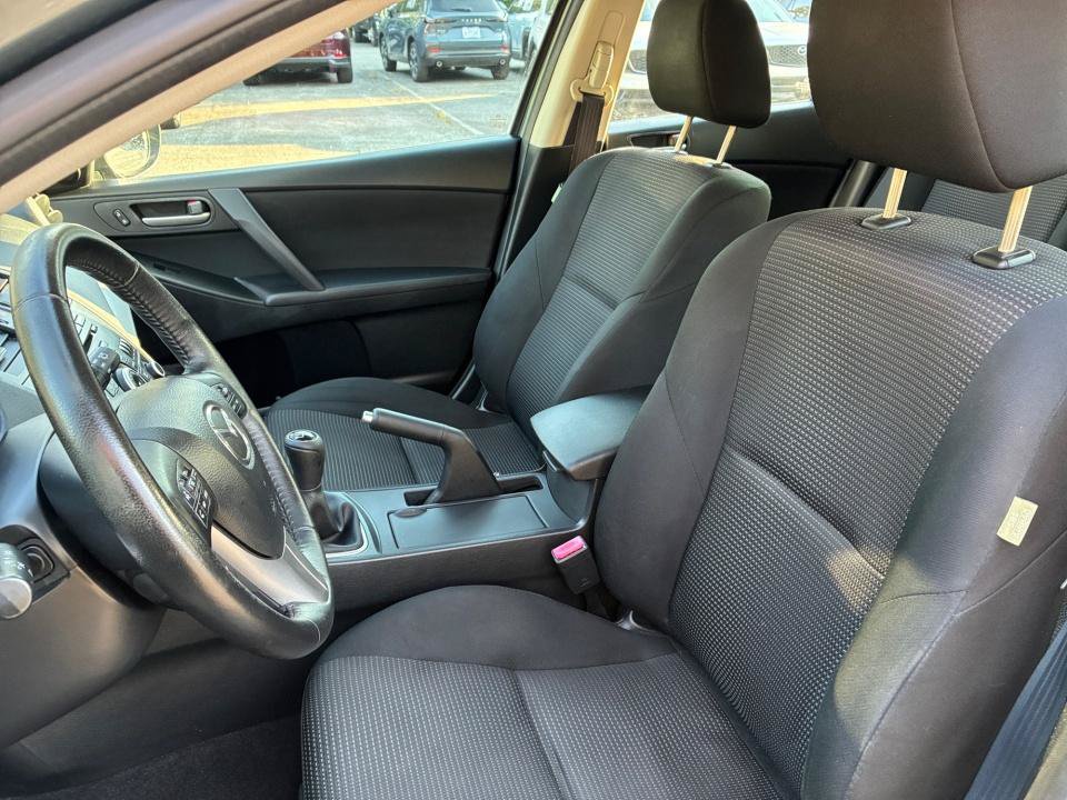 Used 2012 MAZDA MAZDA3 i Touring FWD image 29