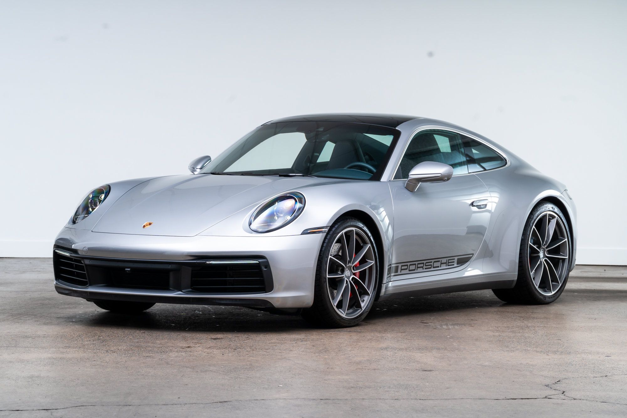 Used 2024 Porsche 911 Carrera 4S AWD/4WD image 4