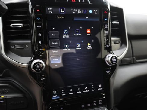 Used 2024 RAM 2500 Big Horn w/ Night Edition AWD/4WD image 53