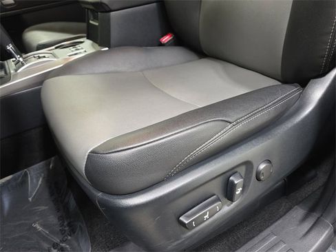 Certified 2024 Toyota 4Runner SR5 Premium image 26