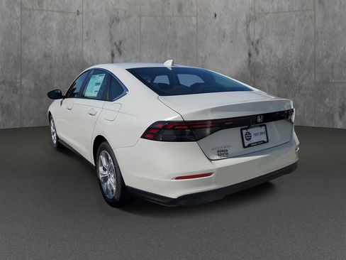 New 2026 Honda Accord LX image 4