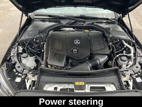Used 2025 Mercedes-Benz C 300 4MATIC Sedan image 18