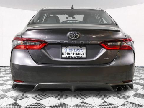 Used 2022 Toyota Camry SE FWD image 15
