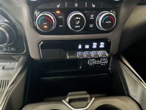 Used 2022 RAM 1500 Big Horn w/ Built-to-serve Edition AWD/4WD image 23