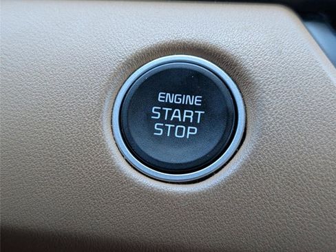 Used 2024 Kia Seltos EX FWD image 26