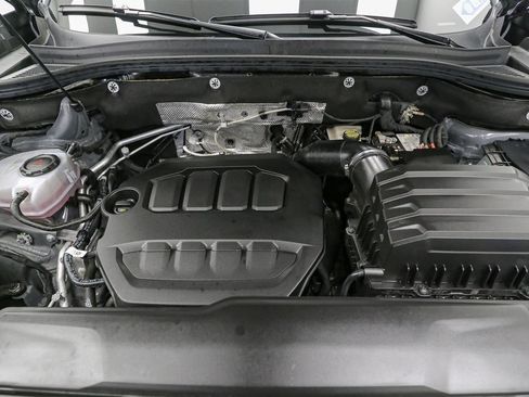 Used 2024 Volkswagen Atlas Cross Sport SEL R-Line image 18