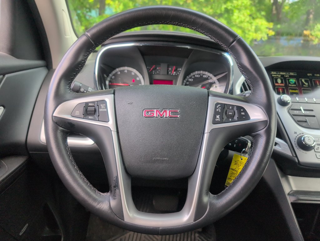 Used 2017 GMC Terrain SLT w/ Open Road Package AWD/4WD image 17