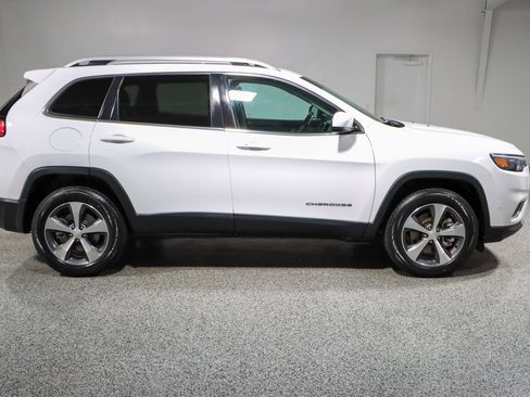 Used 2021 Jeep Cherokee Limited image 6