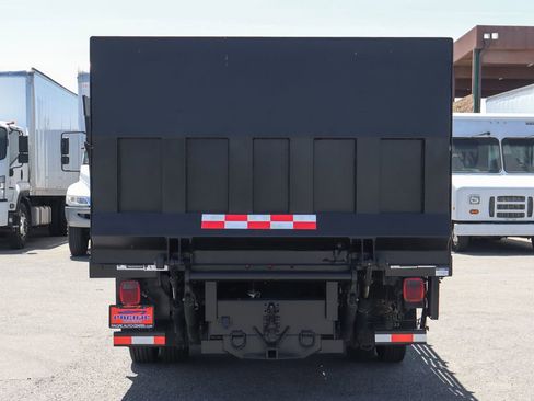 Used 2015 Ford F550 4x4 Regular Cab Super Duty image 7