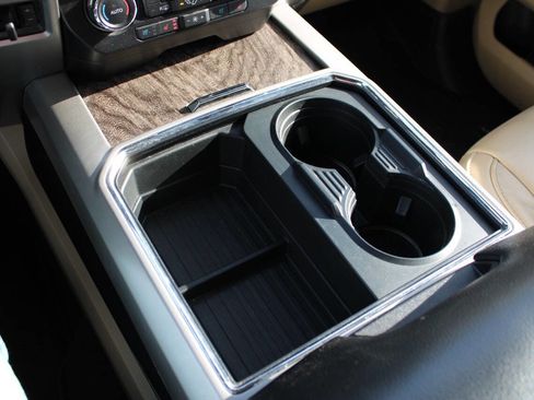 Used 2019 Ford F250 Lariat w/ Lariat Ultimate Package image 38