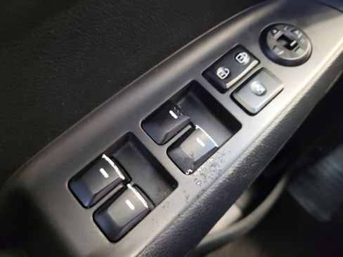 Used 2018 Kia Forte LX FWD image 27