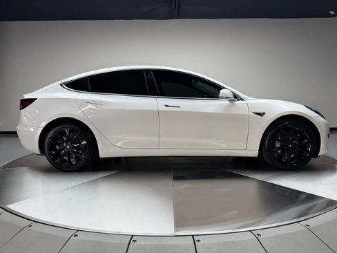 Used 2020 Tesla Model 3 Standard Range RWD image 6