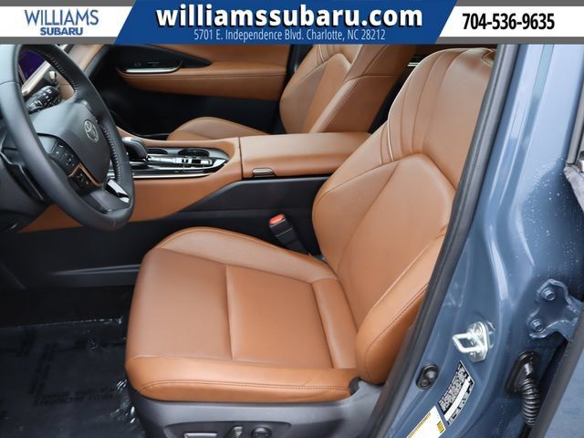 Used 2025 Toyota Crown Signia AWD/4WD image 14