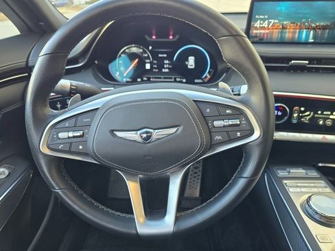 Used 2023 Genesis GV70 2.5T w/ Sport Prestige Package image 25