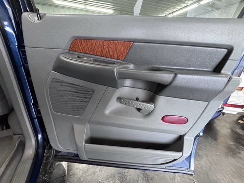 Used 2006 Dodge Ram 1500 Truck Laramie w/ Trailer Tow Group image 38