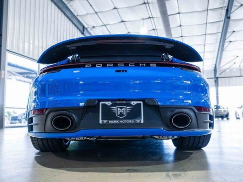 Used 2022 Porsche 911 Carrera S image 6