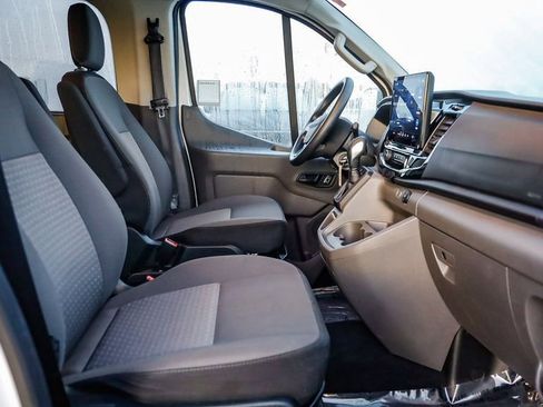 Used 2023 Ford Transit 350 XLT image 17