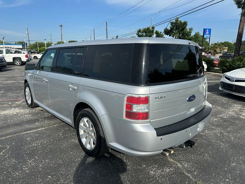 Used 2012 Ford Flex SE image 7