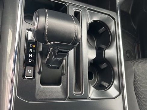 Used 2022 Ford F150 XLT w/ Equipment Group 302A High image 17