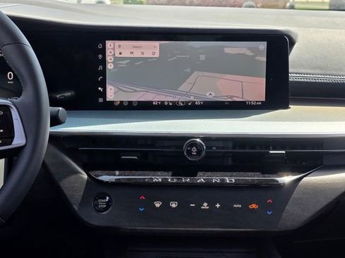 New 2025 Nissan Murano SL AWD/4WD image 9