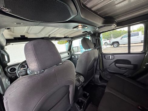 Used 2022 Jeep Gladiator Sport AWD/4WD image 22