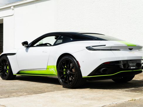 Used 2019 Aston Martin DB11 AMR RWD image 4