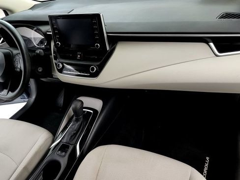 Certified 2021 Toyota Corolla LE w/ Carpet Mat Package (TMS) FWD image 16