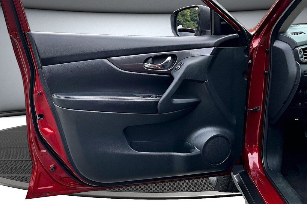 Used 2020 Nissan Rogue SV AWD/4WD image 20