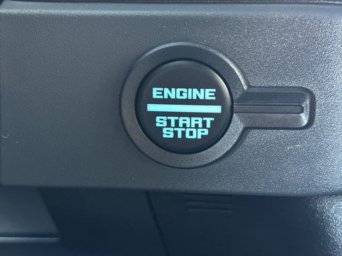 New 2025 Ford Bronco Badlands w/ Sasquatch Package image 23