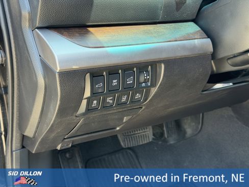 Used 2016 Subaru Outback 2.5i Limited AWD/4WD image 13