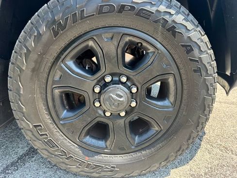Used 2016 RAM 2500 Laramie AWD/4WD image 33