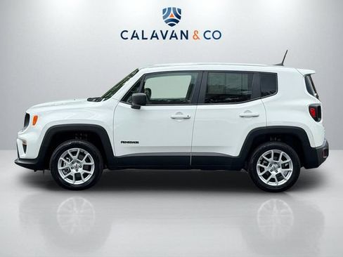 Used 2023 Jeep Renegade Latitude AWD/4WD image 4
