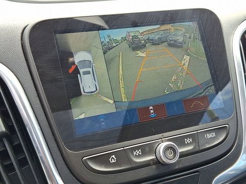 Used 2018 Chevrolet Equinox Premier AWD/4WD image 20