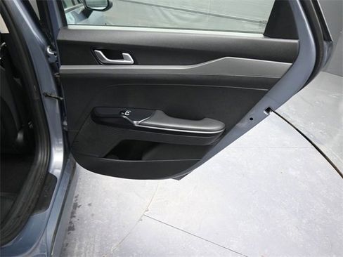 Used 2023 Kia K5 LXS image 13