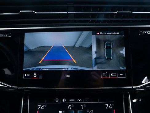 Used 2025 Audi Q7 3.0T Premium Plus w/ Premium Plus Package image 13