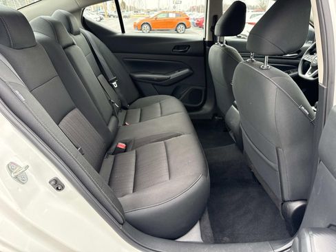 Used 2025 Nissan Altima 2.5 SV image 26