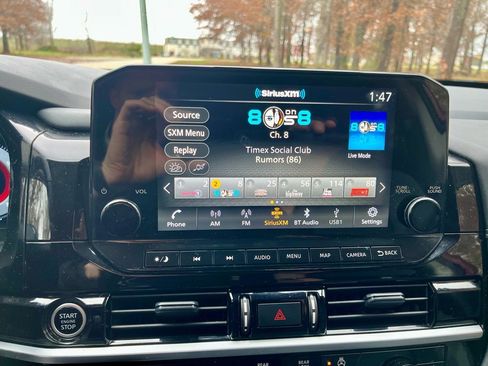 Used 2024 Nissan Pathfinder Platinum w/ Cargo Package image 26