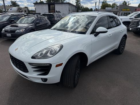 Used 2017 Porsche Macan S AWD/4WD image 5