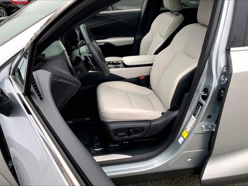 Used 2025 Lexus RX 350 Premium image 7
