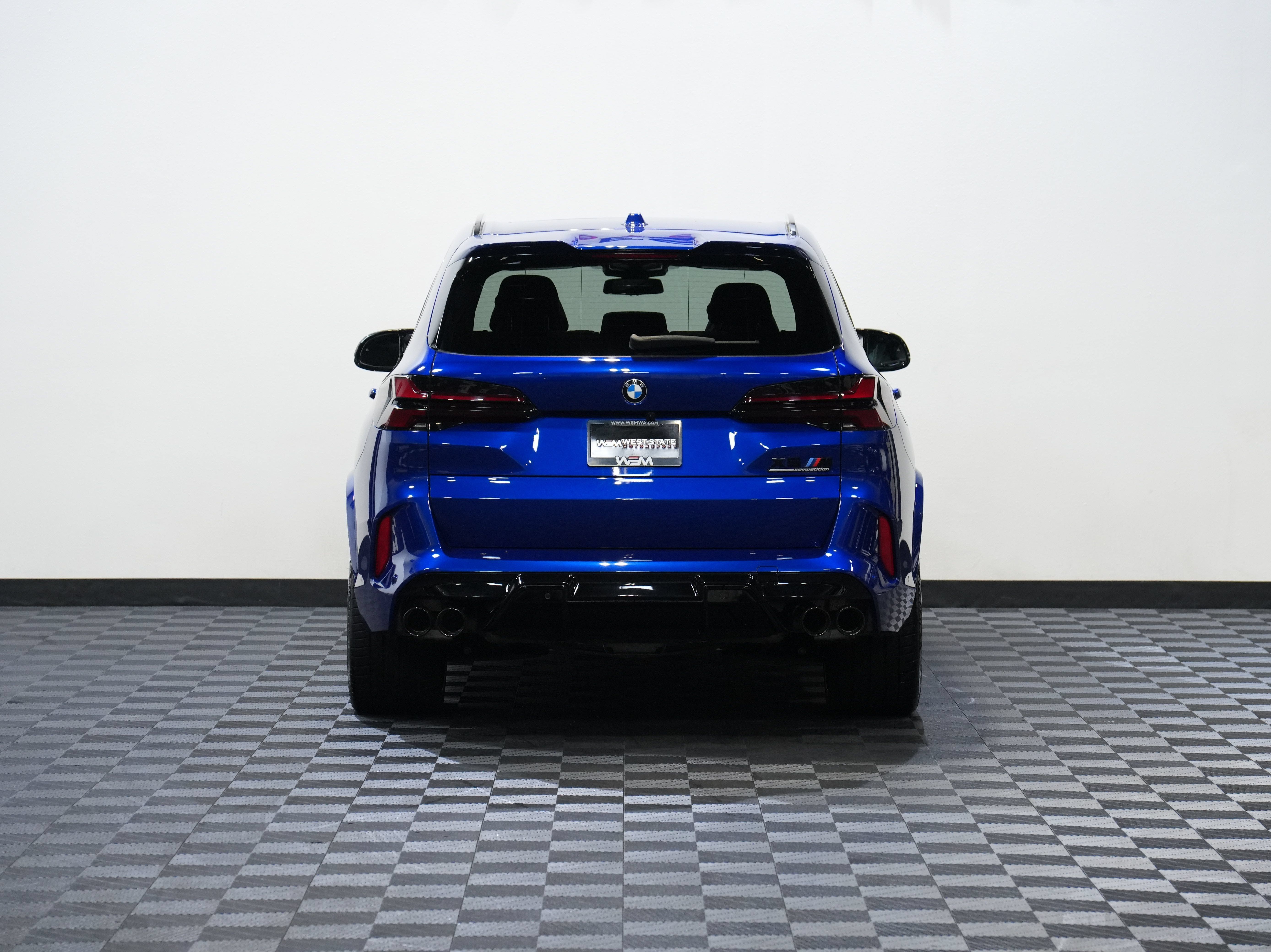 Used 2024 BMW X5 M Competition w/ Executive Package AWD/4WD image 7