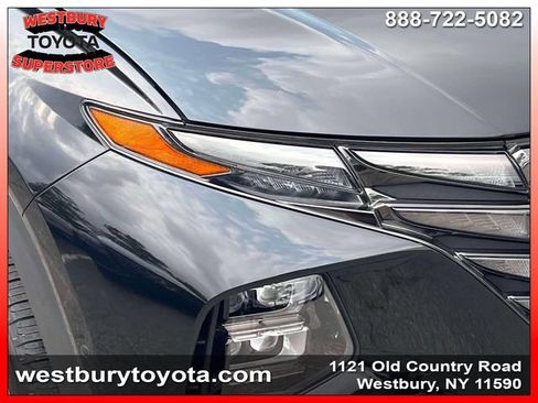 Used 2023 Hyundai Tucson Limited w/ Cargo Package AWD/4WD image 12