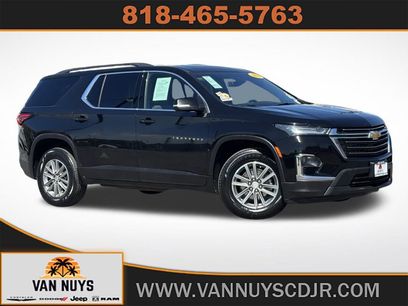 Used 2023 Chevrolet Traverse LT