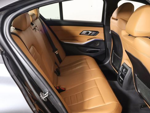 Used 2021 BMW 330i xDrive Sedan w/ Premium Package image 30